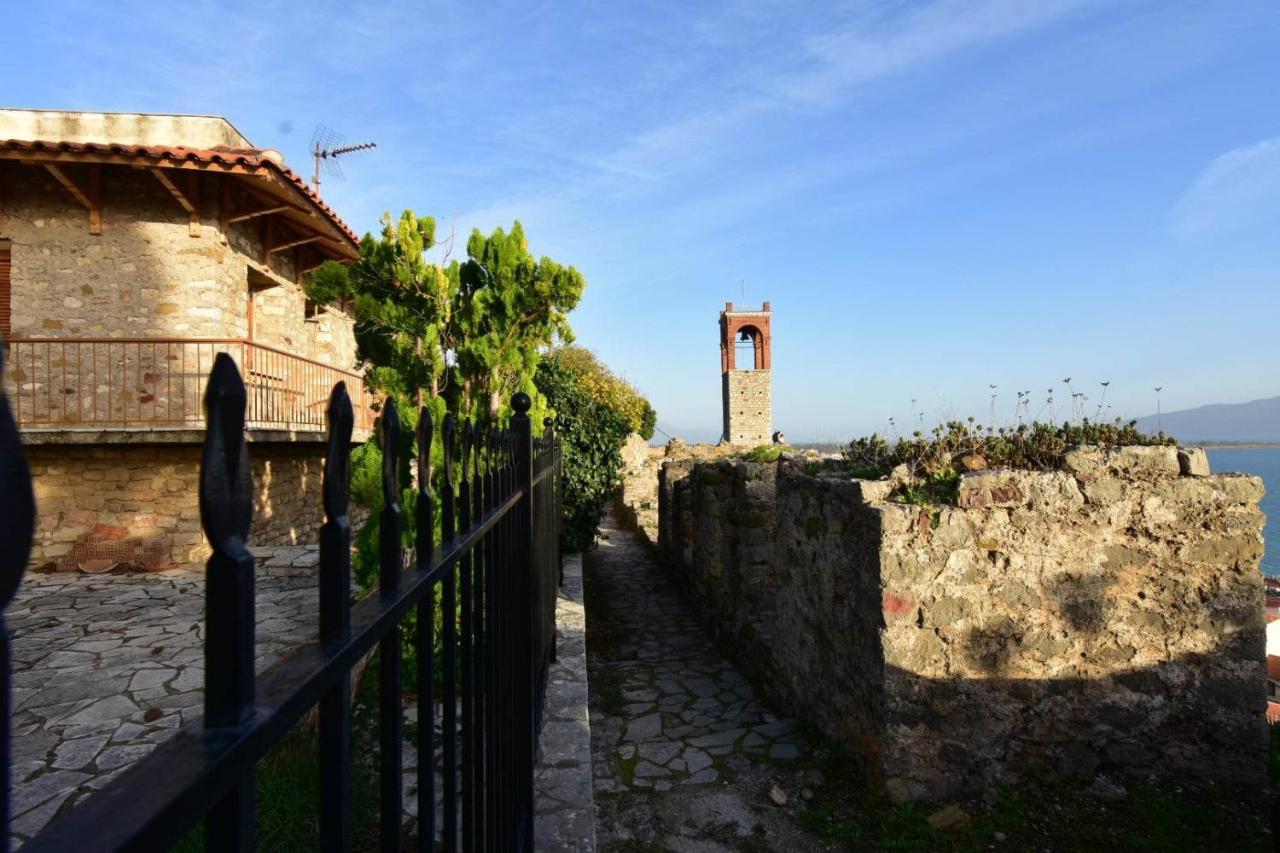 Pensjonat Sideroporta Castle Nafpaktos Zewnętrze zdjęcie